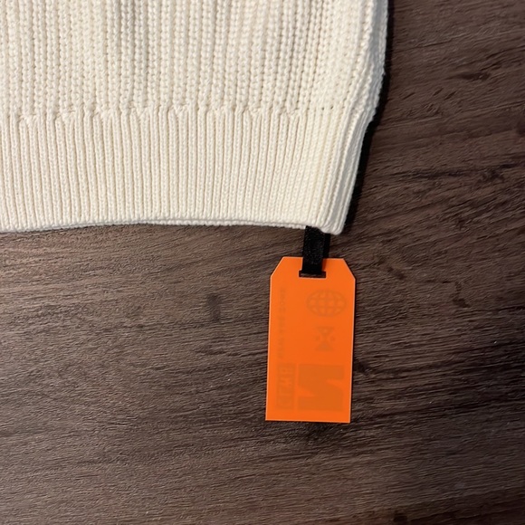 Zara White Turtleneck - Picture 9 of 11